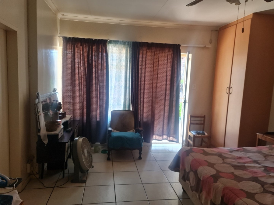 3 Bedroom Property for Sale in Protea Park North West